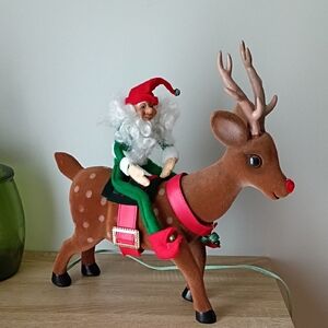 Vintage 1992 Telco Motionette Rudolph Santa's Reindeer Animated Illuminated